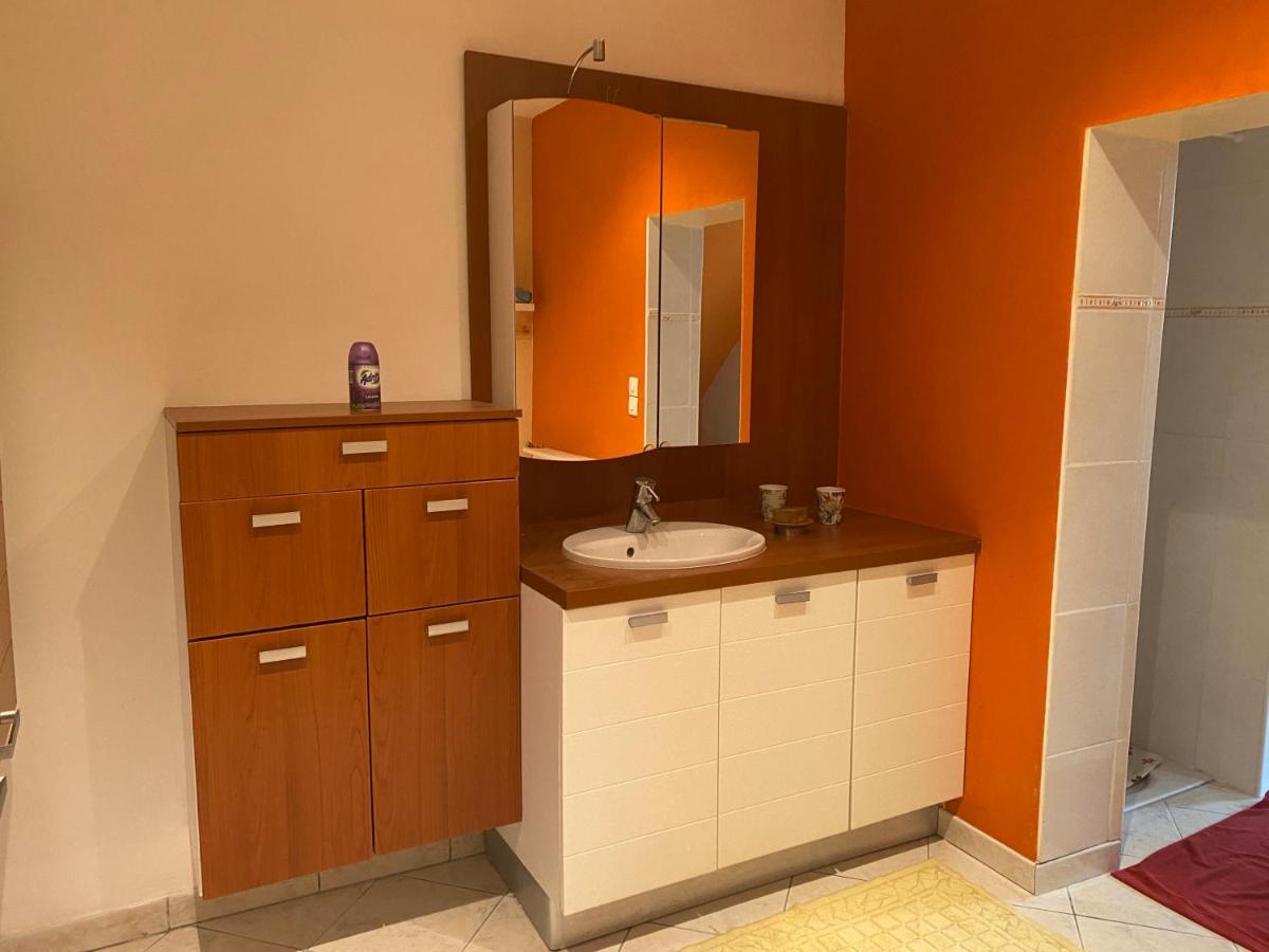 Chez Marilou Apartman Saint-Dizier Kültér fotó